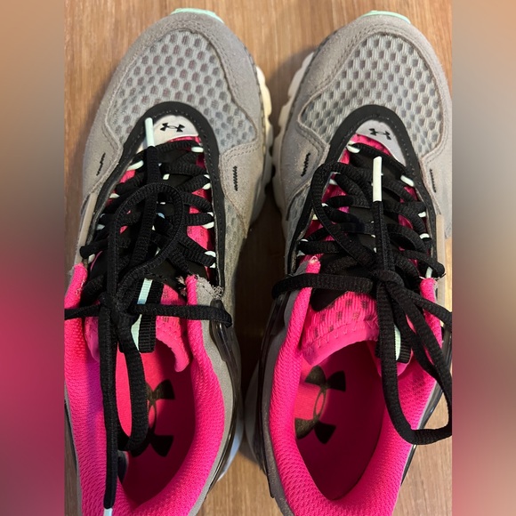 Women’s Under Armour HOVR running sneakers size 8 - Picture 7 of 9